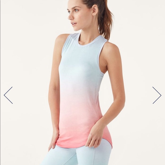 Splendid Aurora Tank and Leggings SET - Picture 2 of 7